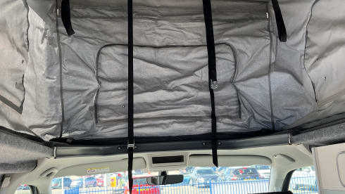 Pixie – 4 berth Volkswagen campervan from 2016