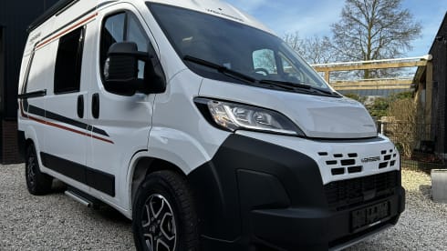 2 Weinsberg 540 Fire buscamper 2025 automatic