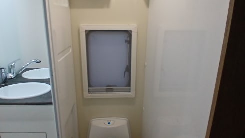 Comfortable, reliable alcove camper