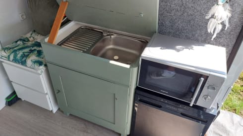 Vansy – Self-build camper van