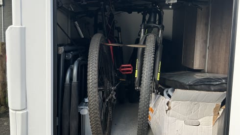 Brand new Benimar 463 from 2024