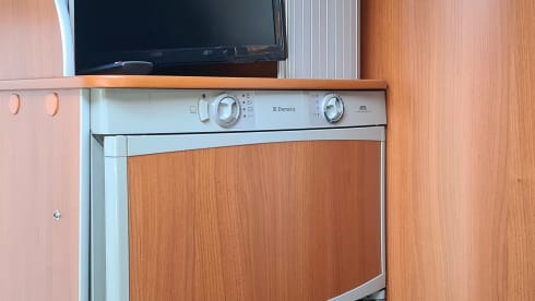 MC Luis – 4p Fiat semi-integrated from 2010
