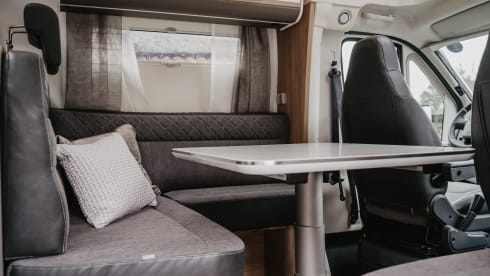 Adria 670-25 – 18. Luxury Adria Matric 670 SL for 5 persons