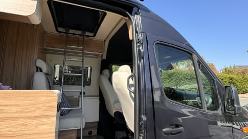 Hogan – 4p Mercedes Hymer 4x4 - 2023