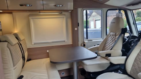 Europa Cruiser – 4p Bürstner integrated uit 2019