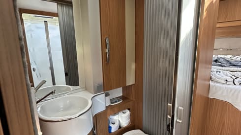 4p Hymer integrated from 2009