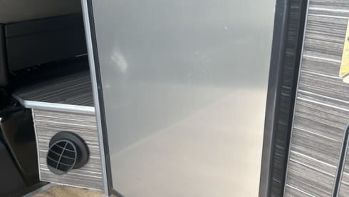 Acorn – 4 Berth Luxury VW Pop Top Campervan Loch Lomond