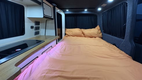 Roma – Luxury Automatic VW Campervan 4 Berth (can deliver to Inverness)