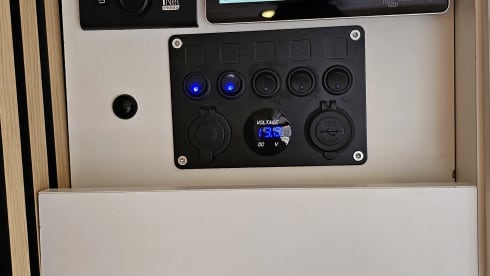 Lisboa – 2p Mercedes-Benz bus from 2019