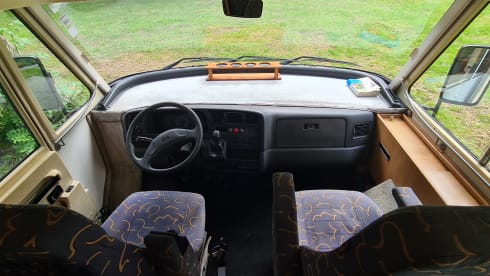 6 person family camper. Hymer integral from 2000