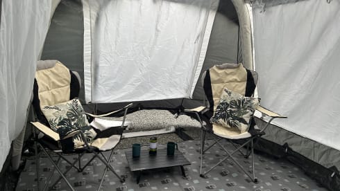Echo – 2020 high spec all season T6 Camper TV, Toilet, Off grid, Insurance inc.