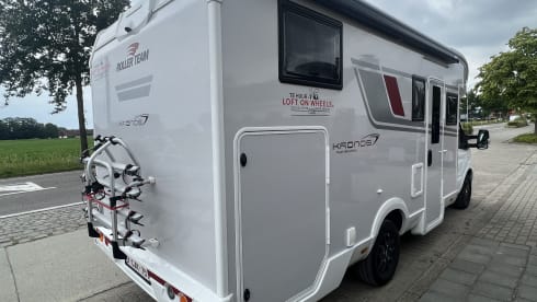 Loft On Wheels 2.0 – Brand new automatic camper 5 people