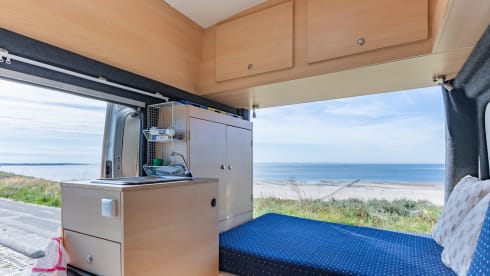 Nice compact camper van from 2010