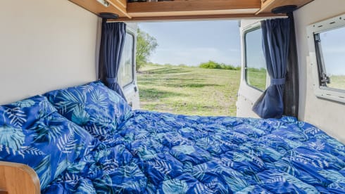 Vip camper loopt lekker met alles er op en aan makkelijk pakeren met een lengte van 5.40  – 2p Peugeot campervan from 2002