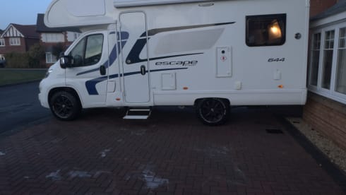 Cadman campers – 4 berth Fiat ducato