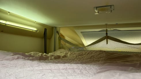 Rami – Ford camper met 5 slaapplaatsen uit 2015