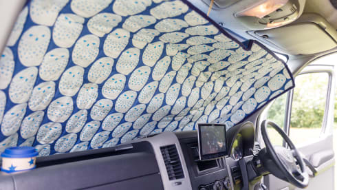 Hoots – 2 berth Volkswagen campervan from 2016