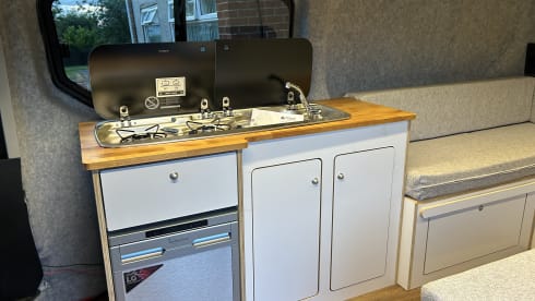 Lexy – 3 berth Renault campervan from 2019