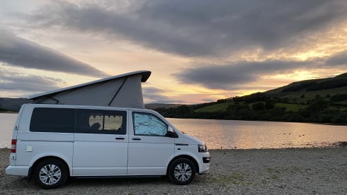 Milan the Van – 5 berth Volkswagen campervan