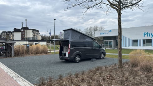 4p Ford bus from 2024