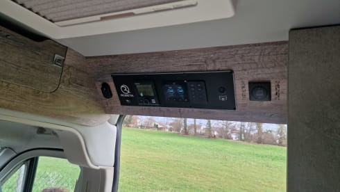 Cit – Autark,Große Batterie,viel Solar,Wechselrichter,sehr gut Isoliert,Premium!