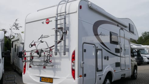 Burstner Argos 6 sleeps 6 seats.
