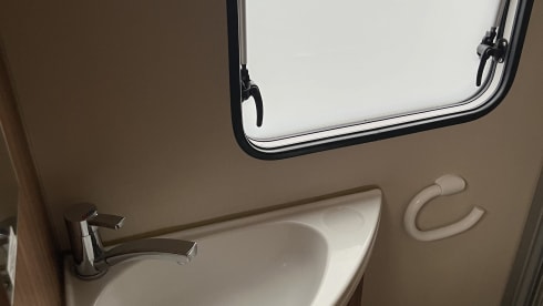 Carado automaat – 4p Carado semi-integrated from 2017
