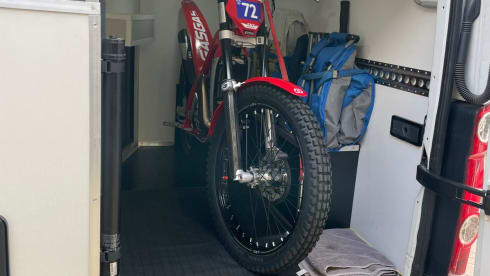 The Adventure Rig – 4 Berth Volkswagen Crafter built for Outdoor Adventures