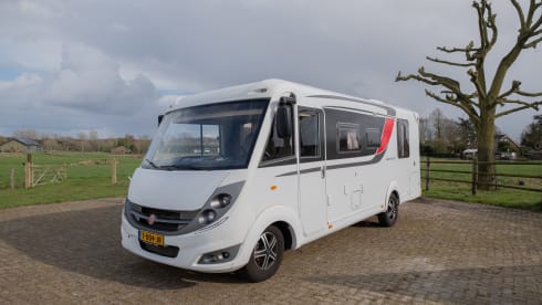 Aviano 700 – 4p Bürstner integrated uit 2017