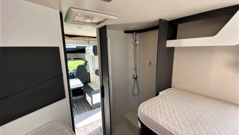 Luxurious, modern family camper