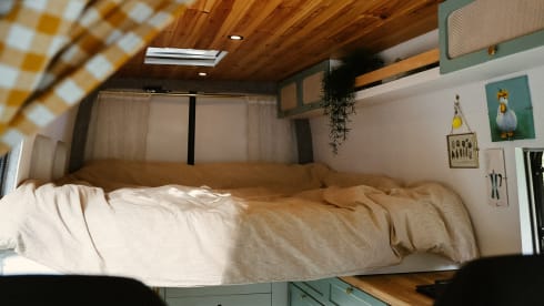 Bennie – 2p Mercedes Sprinter Camperbusje uit 2012