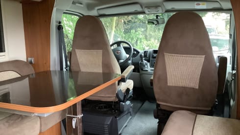 6p Adria Mobil Semi-Integral from 2010