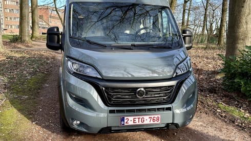2p Knaus bus from 2024 automatic
