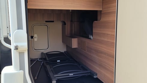 4 person Chausson Titanium (semi-integrated from 2014)