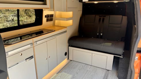 Frodo – Campervan Ford a 4 posti letto dal 2024