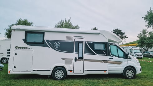 Kayona – NEW LUXURY 5p Benimar Cocoon 463 - 2023