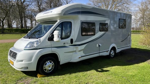Luxury double queen bed camper Chausson – Fully furnished 