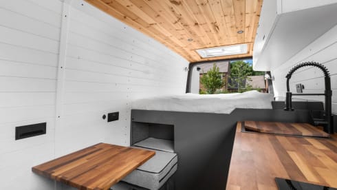Orca – Ultimate Adventure Off-grid VW Camper