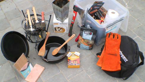 Ford Nugget (new model 2022). With outdoor cooking set!