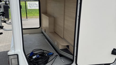 Chausson teilintegriertes Wohnmobil für 5 Personen