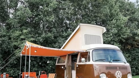 Bob – Bob the retro volkswagen T2a camper bus