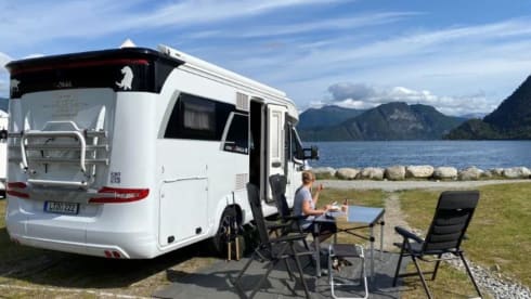 R-Mobil – Enjoy your holiday with automatic and good equipment