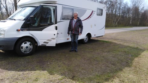 Starting a car ... Your holiday has now started in a beautiful Sunlight T65