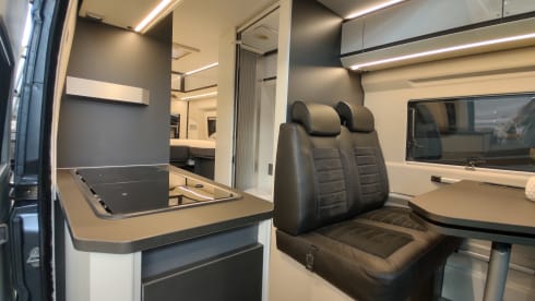 Adriaan – Adria Twin