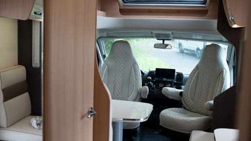 Franky – Rent Me:)