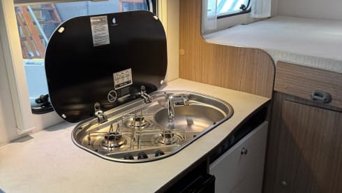 2-seater Citroën semi-integrated from 2022