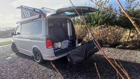 Aurora – 4 berth Volkswagen campervan from 2023