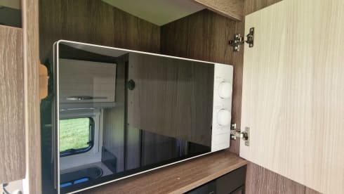Betty – Premium German camper for all the family to enjoy! 