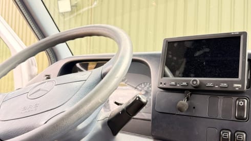 The cozy camper – Freedom on four wheels – our Mercedes Sprinter camper