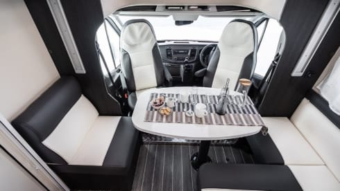 Zefiro 696 Automatic 5 berth – 2024 Roller Team Zefiro 696 Five berth automatic